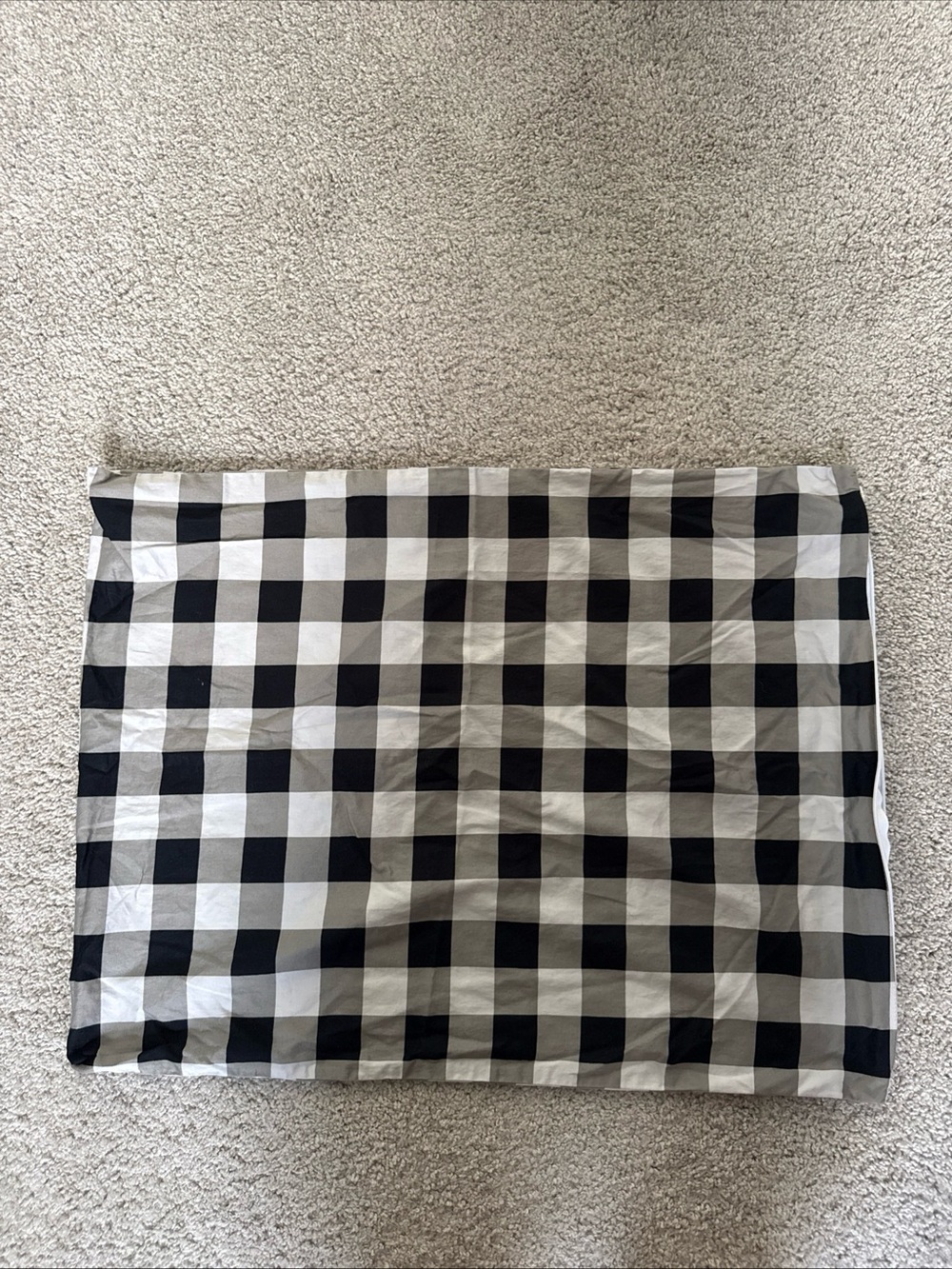 Beddy's Bed-Ease Gingham Black and White Zip‎ Pillow Case